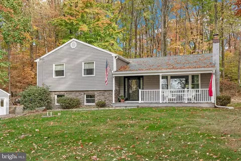 36 Maria Ln, Schwenksville, PA 19473