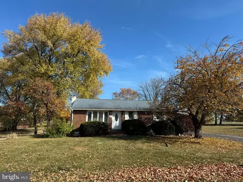 1241 2nd Ave, Gilbertsville, PA 19525