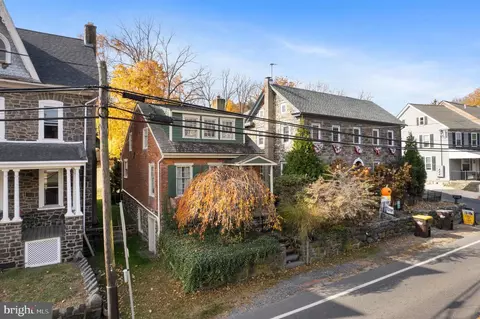 3177 Main St, Green Lane, PA 18054