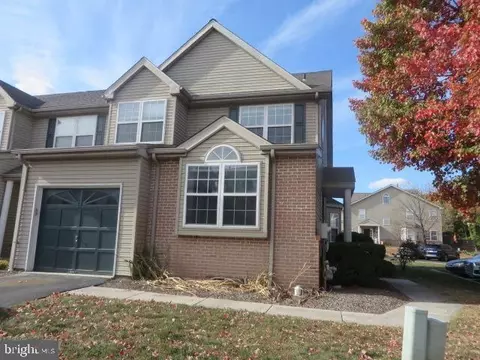 172 Harvard Dr, Trappe, PA 19426