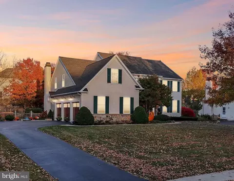 647 Grantham Ln, Harleysville, PA 19438