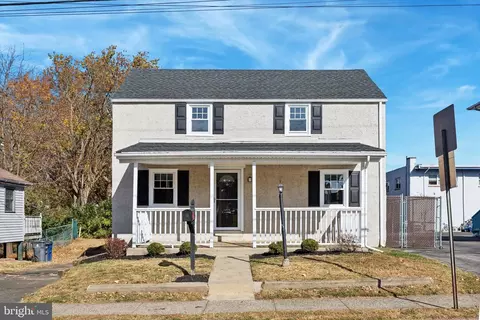 2413 Woodland Rd, Abington, PA 19001
