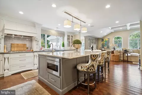 Kitchen - 1112 Lafayette Rd, Wayne, PA 19087 photo 1 of 8