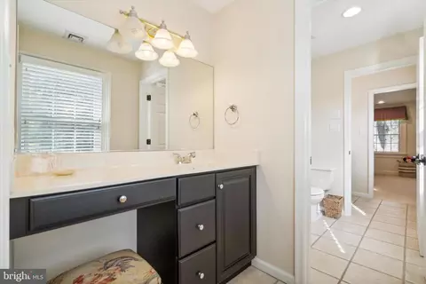 Bath - 1112 Lafayette Rd, Wayne, PA 19087 photo 5 of 9