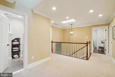 Entry Way - 1112 Lafayette Rd, Wayne, PA 19087 photo 7 of 8