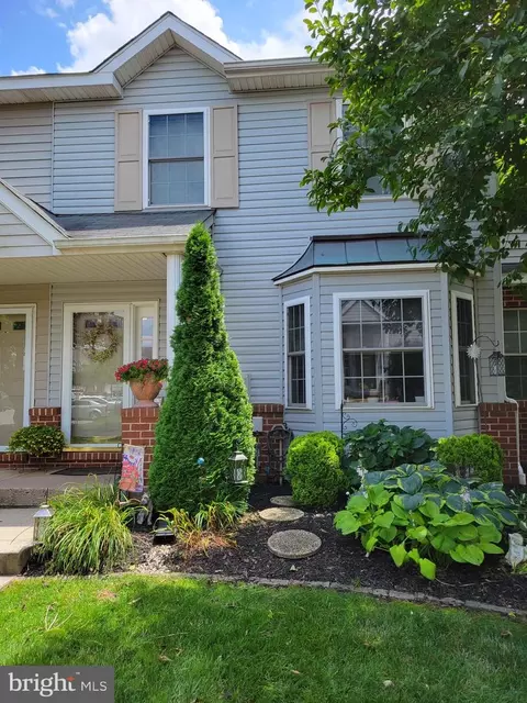 79 Forrest Ct, Royersford, PA 19468