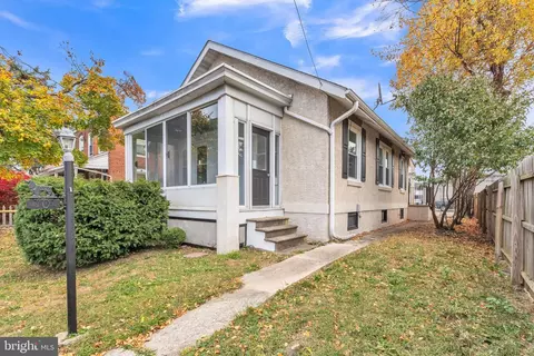 10 Jefferson Ave, Jeffersonville, PA 19403