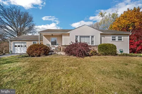 1393 N Charlotte St, Pottstown, PA 19464