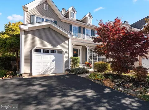 417 Dartmoor Rd, Schwenksville, PA 19473