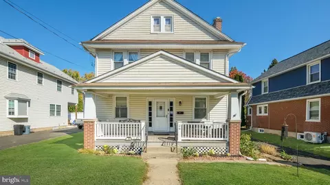 26 Harding Ave, Hatboro, PA 19040