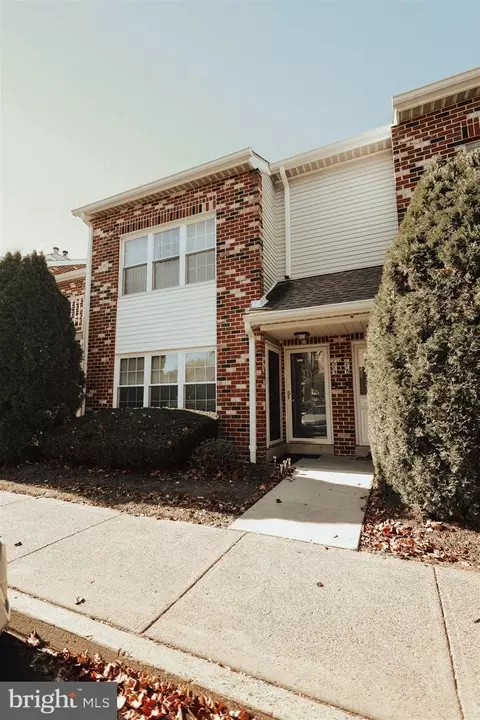 1804 Valley Glen Rd #154, Elkins Park, PA 19027