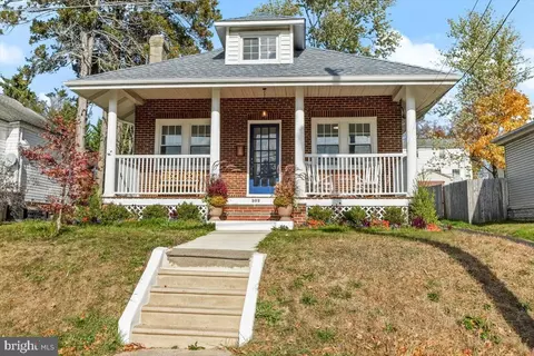 303 Krewson Ter, Willow Grove, PA 19090