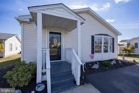 304 Carver Ln, Royersford, PA 19468