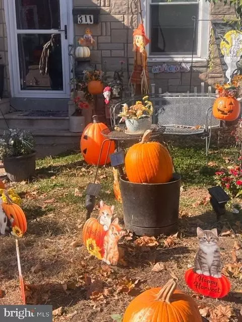 311 Buttonwood St, Norristown, PA 19401
