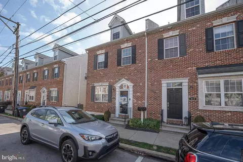 415 E Hector St, Conshohocken, PA 19428