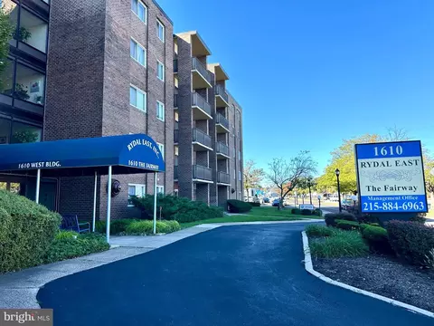 1610 The Fairway #301W, Jenkintown, PA 19046
