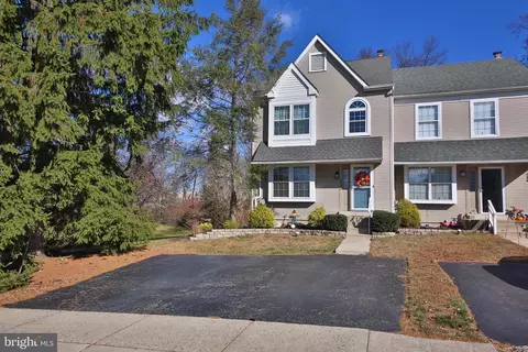 2393 Norrington Dr, Norristown, PA 19403