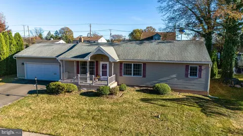 635 Hemlock St, Lansdale, PA 19446