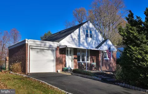 2221 Charles St, Glenside, PA 19038