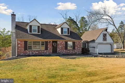 1811 Old Sumneytown Pike, Harleysville, PA 19438