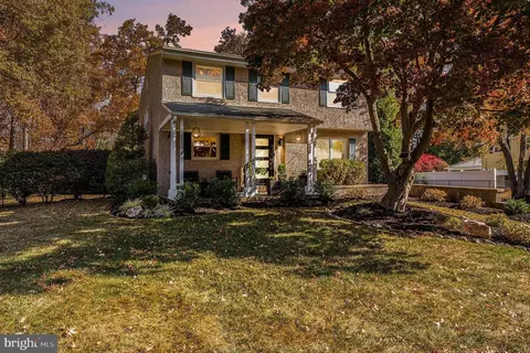 1833 Pulaski Dr, Blue Bell, PA 19422