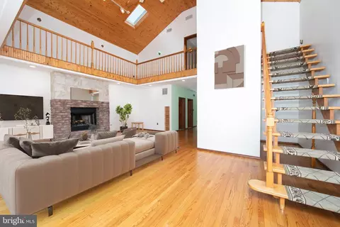 208 Runner St, Jenkintown, PA 19046