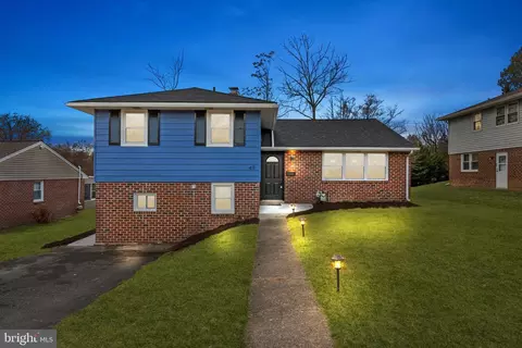 48 Hilldale Rd, Cheltenham, PA 19012