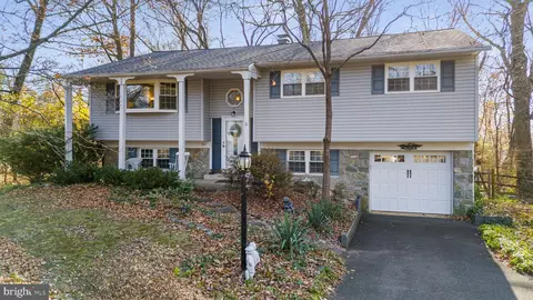 694 Barrington Rd, Collegeville, PA 19426