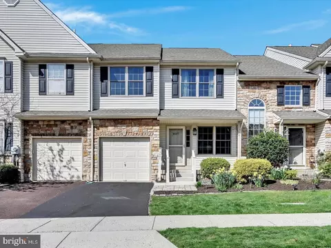 4607 Waterford Way, Royersford, PA 19468