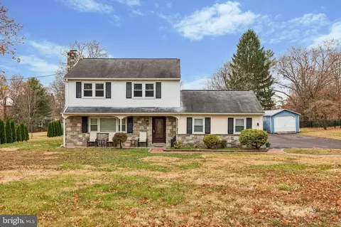 392 Park Ave, Harleysville, PA 19438