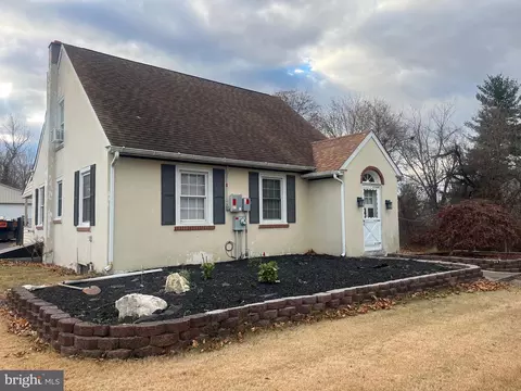 2588 Morris Rd, Lansdale, PA 19446