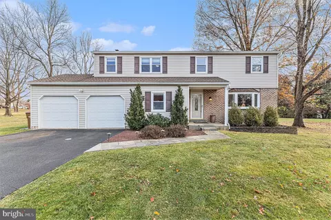 1023 Hartranft Ave, Fort Washington, PA 19034