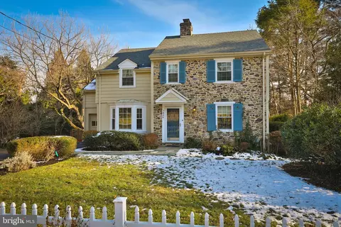 7846 Cedar Ln, Elkins Park, PA 19027