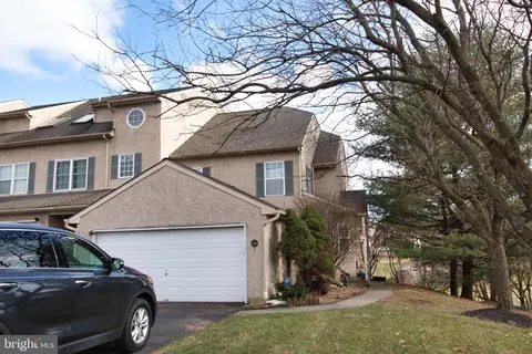 249 Parkview Dr, Souderton, PA 18964