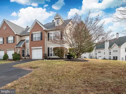 746 Martingale Rd, Schwenksville, PA 19473