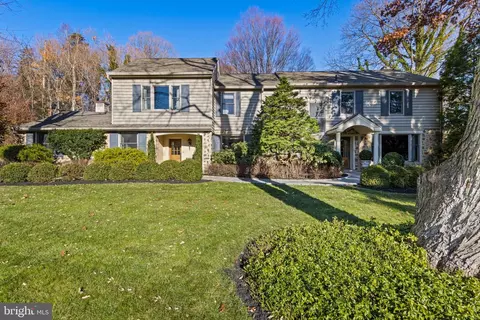 1633 Lark Ln, Villanova, PA 19085