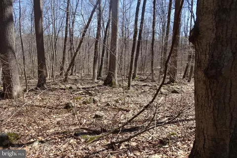 0 Swamp Creek Rd, Pennsburg, PA 18073