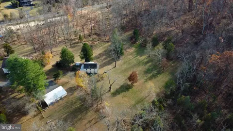 512 Green St, Green Lane, PA 18054