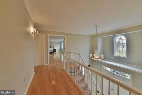 Entry Way - 45 Hunter Rd, Lafayette Hill, PA 19444 photo 5 of 6
