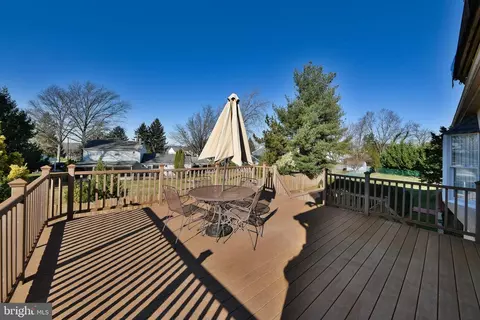 Exterior - 45 Hunter Rd, Lafayette Hill, PA 19444 photo 6 of 8