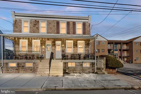 323 Prospect St, Bridgeport, PA 19405