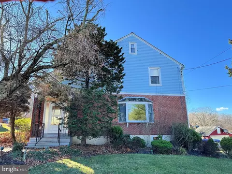 Exterior - 408 Walnut St, Green Lane, PA 18054 photo 1 of 7