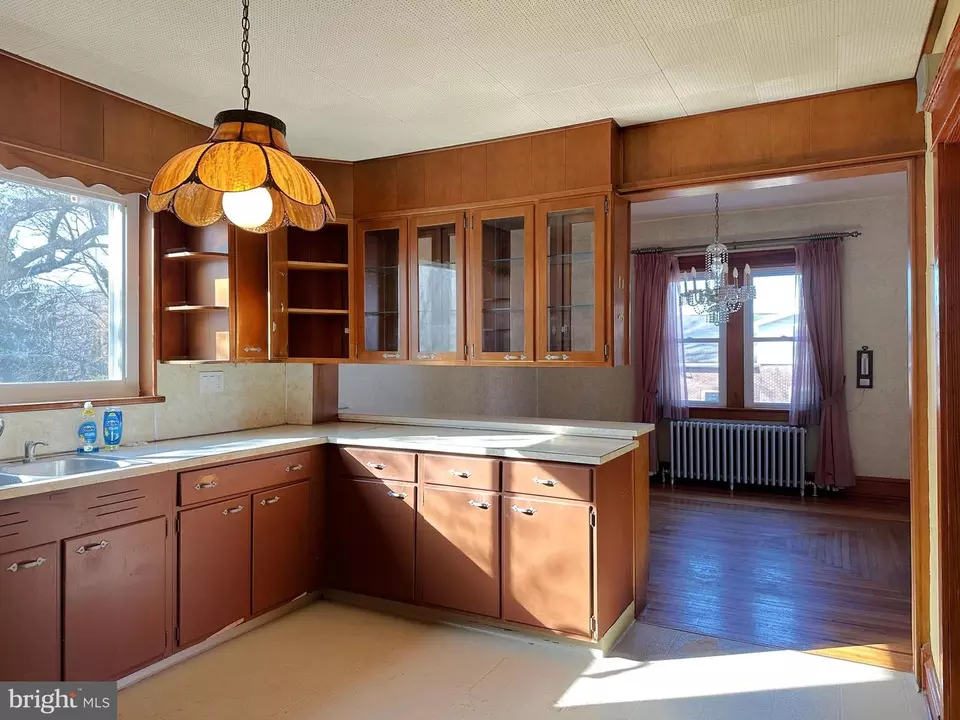 Kitchen - 408 Walnut St, Green Lane, PA 18054 photo 2 of 3