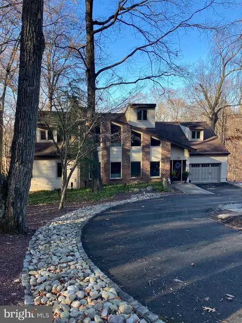50 High Pt E, Huntingdon Valley, PA 19006