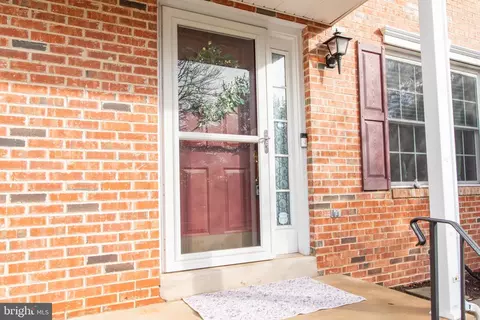 107 Richmond Ct, Harleysville, PA 19438