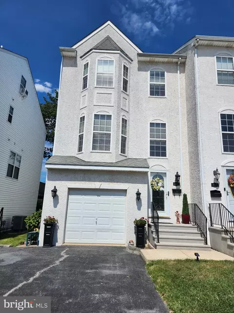 947 Bush St, Bridgeport, PA 19405
