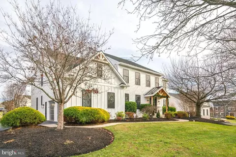 211 Sutter Ln, Plymouth Meeting, PA 19462