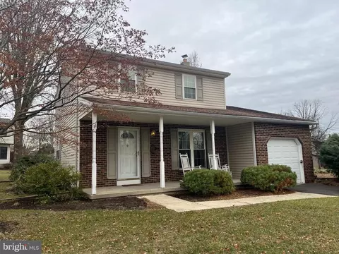2787 Valley Woods Rd, Hatfield, PA 19440