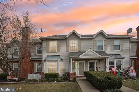 115 Regal Ct, Royersford, PA 19468