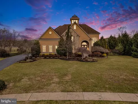 4039 Steeplechase Dr, Collegeville, PA 19426